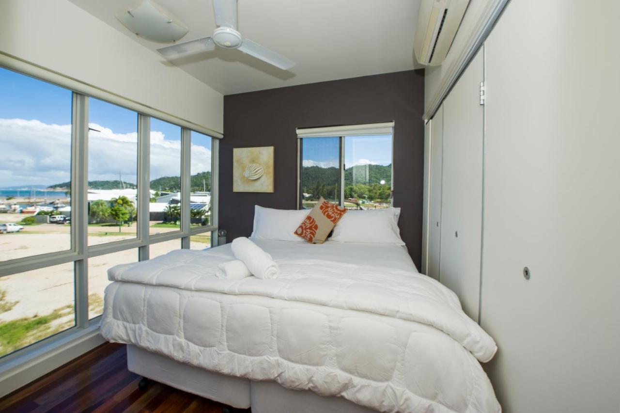Beachside Magnetic Harbour Apartments Nelly Bay Eksteriør bilde